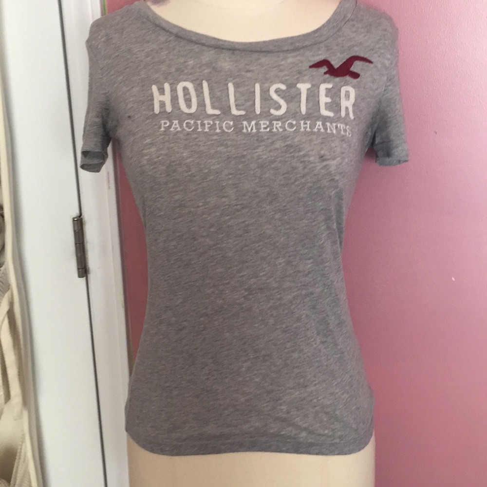 A gray Hollister t-shirt